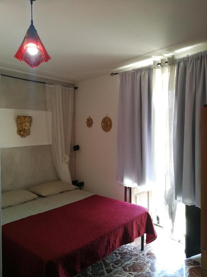 Casa Vacanze Il Girasole Caltagirone Luaran gambar