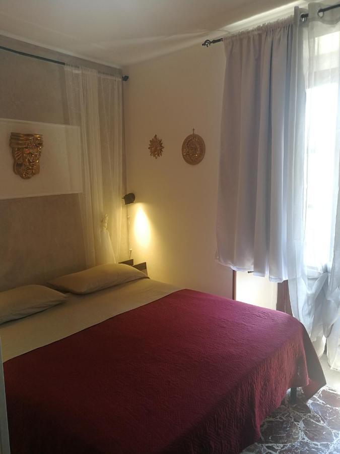 Casa Vacanze Il Girasole Caltagirone Luaran gambar